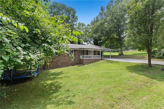 309 W Franklin Street, Toccoa, GA 30577