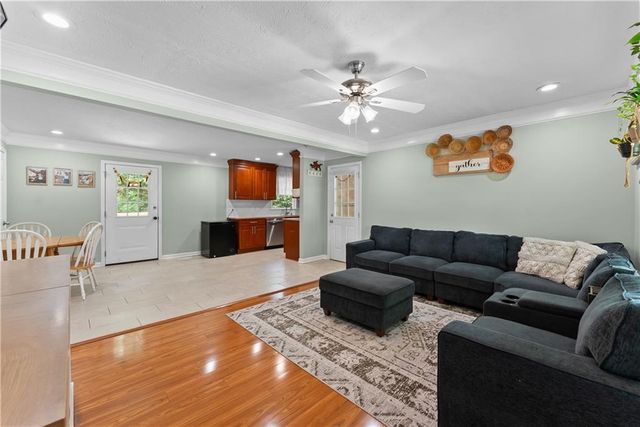 309 W Franklin Street, Toccoa, GA 30577