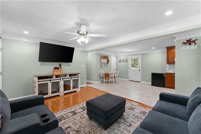 309 W Franklin Street, Toccoa, GA 30577