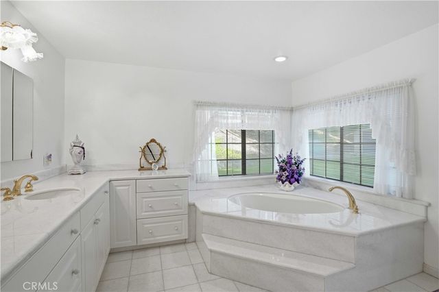 30414 Sloan Canyon, Castaic, CA 91384