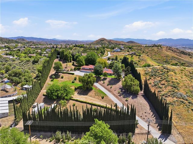 30414 Sloan Canyon, Castaic, CA 91384