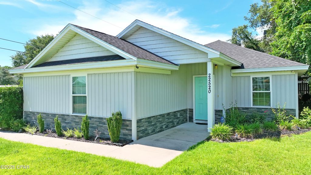 Image 1 of property listing at 22520 Hilltop Avenue, Panama City Beach, FL 32413