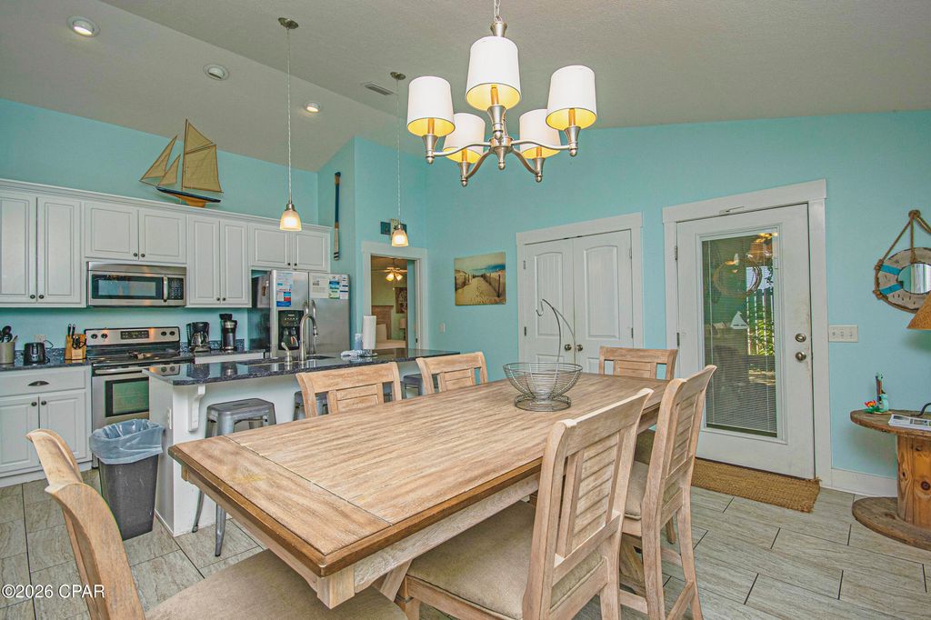 Image 10 of property listing at 22520 Hilltop Avenue, Panama City Beach, FL 32413