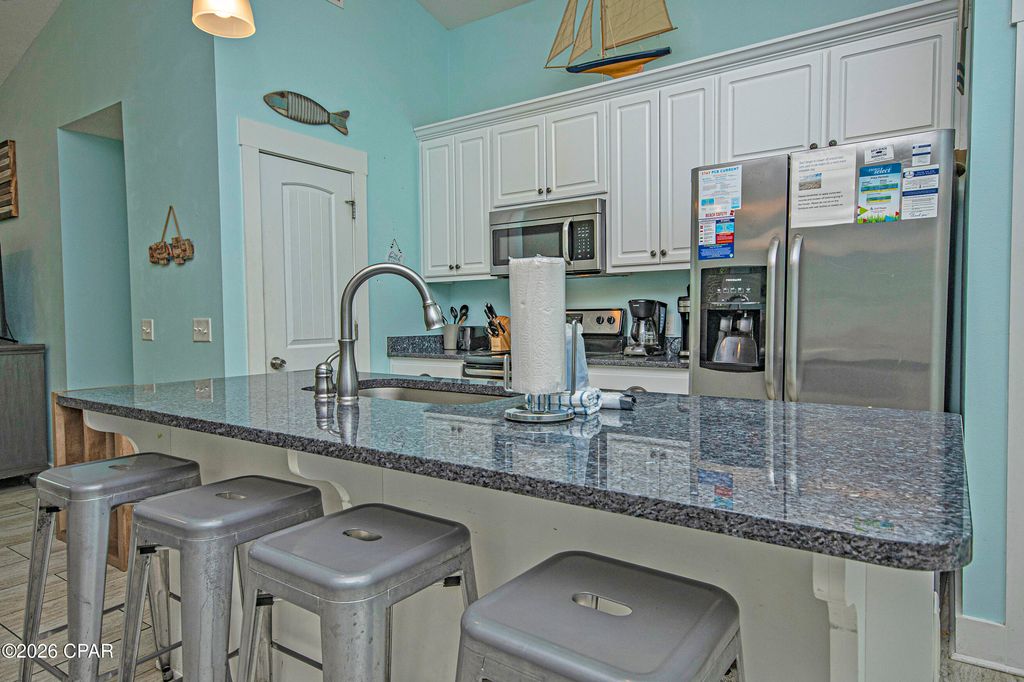 Image 11 of property listing at 22520 Hilltop Avenue, Panama City Beach, FL 32413