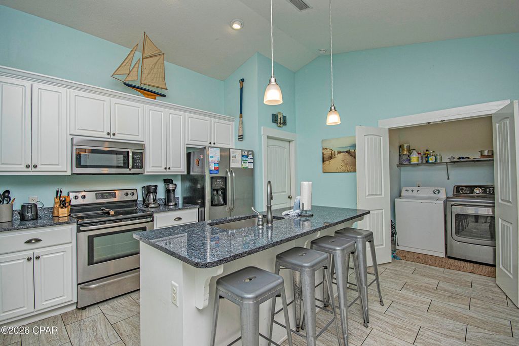 Image 19 of property listing at 22520 Hilltop Avenue, Panama City Beach, FL 32413