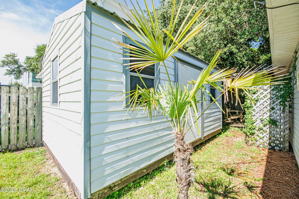 Image 39 of property listing at 22520 Hilltop Avenue, Panama City Beach, FL 32413