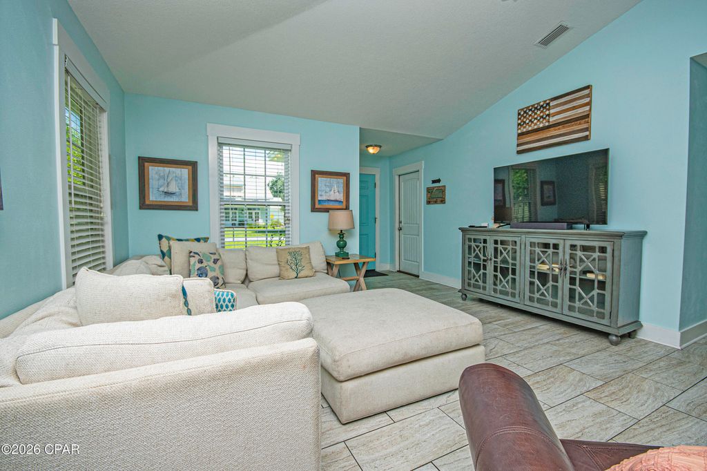 Image 4 of property listing at 22520 Hilltop Avenue, Panama City Beach, FL 32413