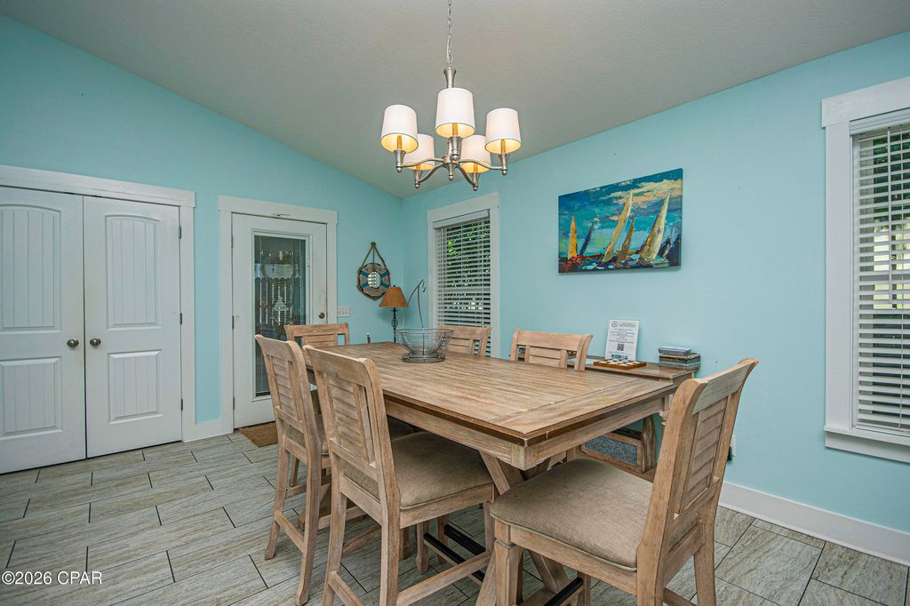 Image 7 of property listing at 22520 Hilltop Avenue, Panama City Beach, FL 32413
