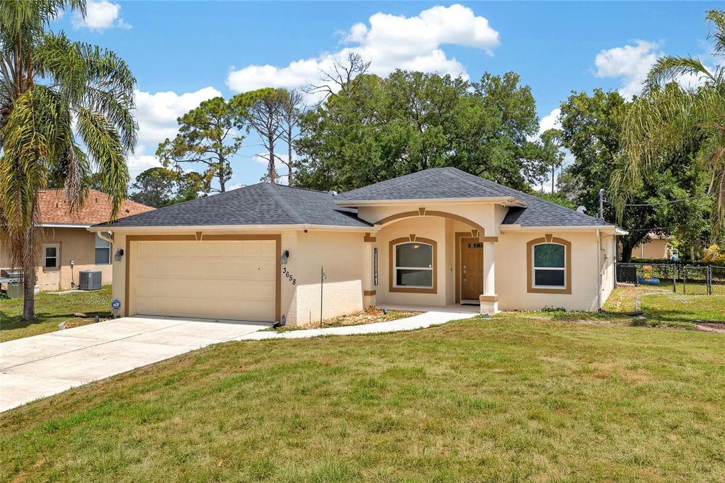 3658 SPINNER AVENUE, North Port, FL 34286