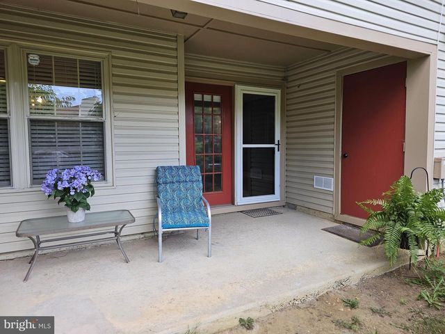 290 TAVISTOCK, Cherry Hill, NJ 08034