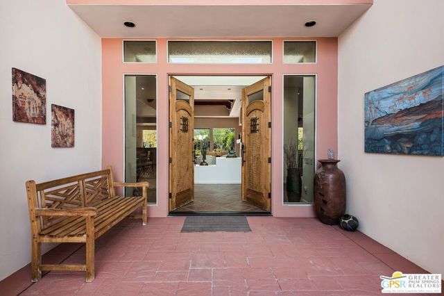 114 Waterford Circle, Rancho Mirage, CA 92270