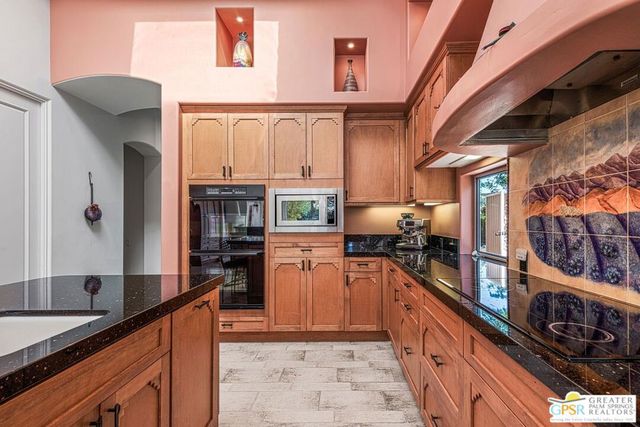 114 Waterford Circle, Rancho Mirage, CA 92270