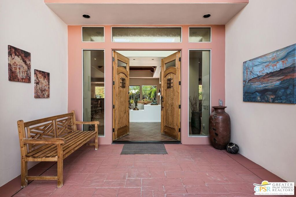 Image 3 of property listing at 114 Waterford Circle, Rancho Mirage, CA 92270