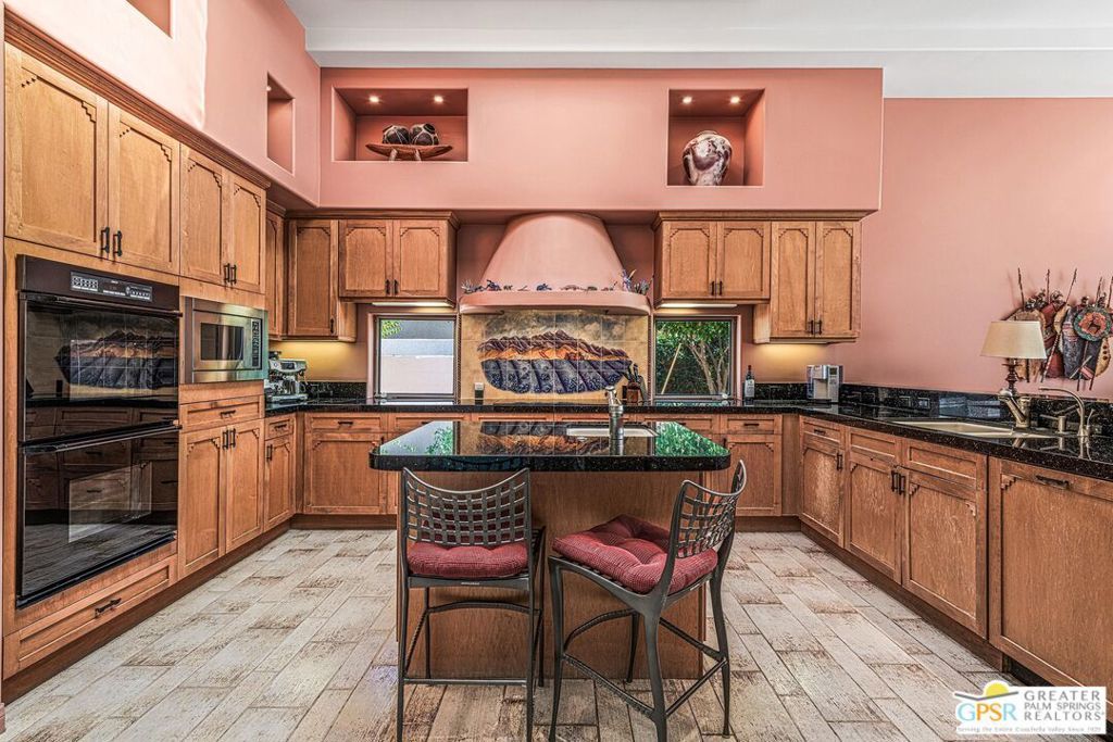 Image 8 of property listing at 114 Waterford Circle, Rancho Mirage, CA 92270