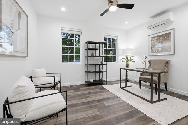 6925 BARRETT RD, Falls Church, VA 22042