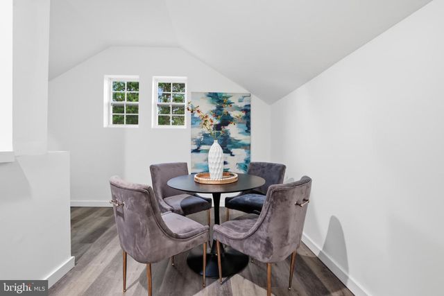 6925 BARRETT RD, Falls Church, VA 22042