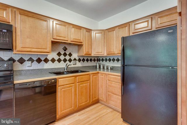 9427 CHERWEK DR, Lorton, VA 22079