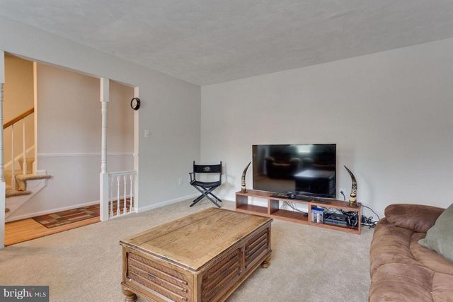 9427 CHERWEK DR, Lorton, VA 22079