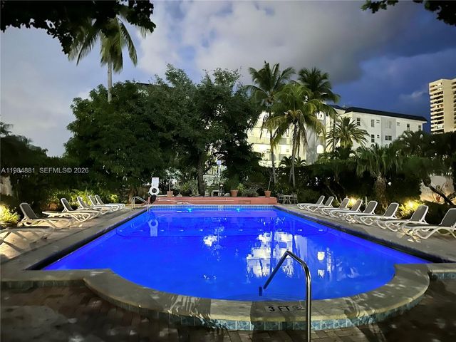 255 W 24th St 233, Miami Beach, FL 33140