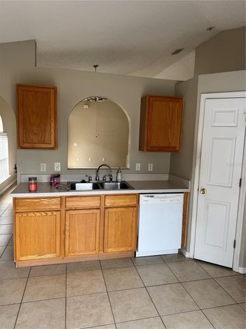 1045 BRENTON LEAF DRIVE, Ruskin, FL 33570