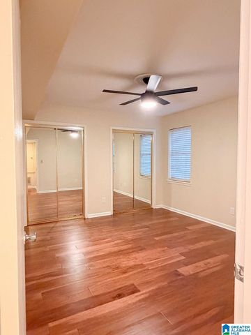 2053 Montreat Cir Apt D, Vestavia Hills, AL 35216
