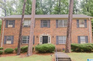 2053 Montreat Cir Apt D, Vestavia Hills, AL 35216