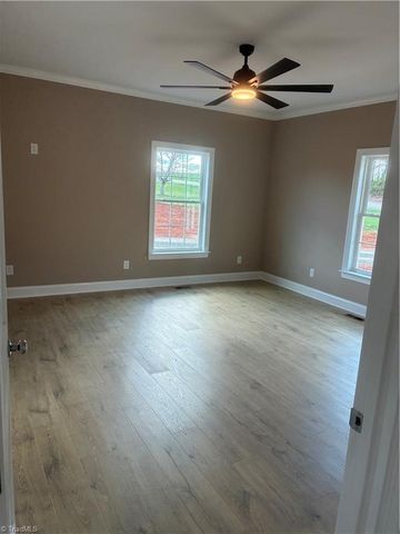 621 W Atkins Street, Dobson, NC 27017