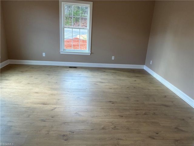 621 W Atkins Street, Dobson, NC 27017