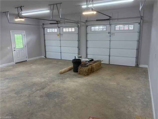 621 W Atkins Street, Dobson, NC 27017