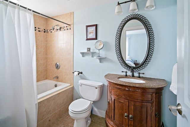 405 E 3rd St 2, Boston, MA 02127