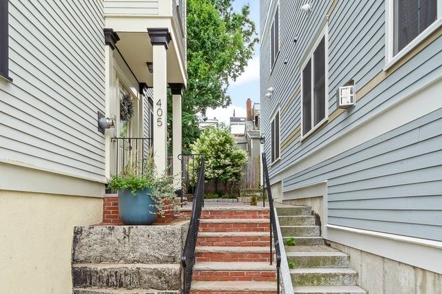 405 E 3rd St 2, Boston, MA 02127