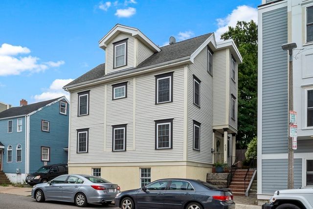 405 E 3rd St 2, Boston, MA 02127