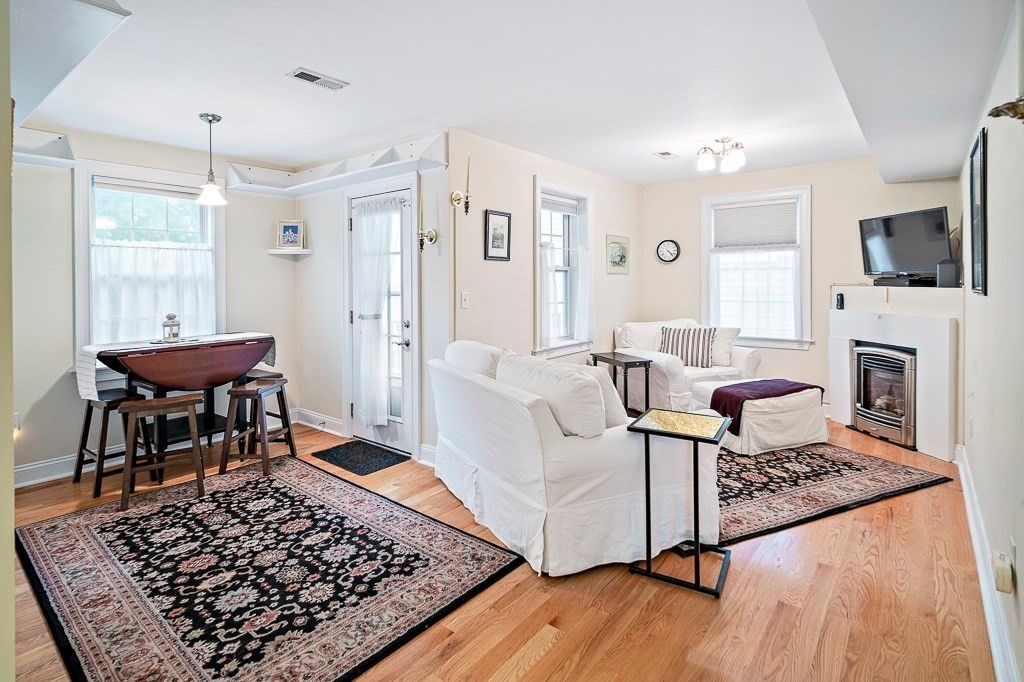 405 E 3rd St 2, Boston, MA 02127