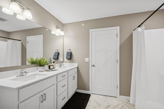 2008 Apple Lane, Montrose, MN 55363