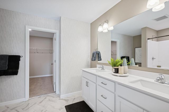 2008 Apple Lane, Montrose, MN 55363