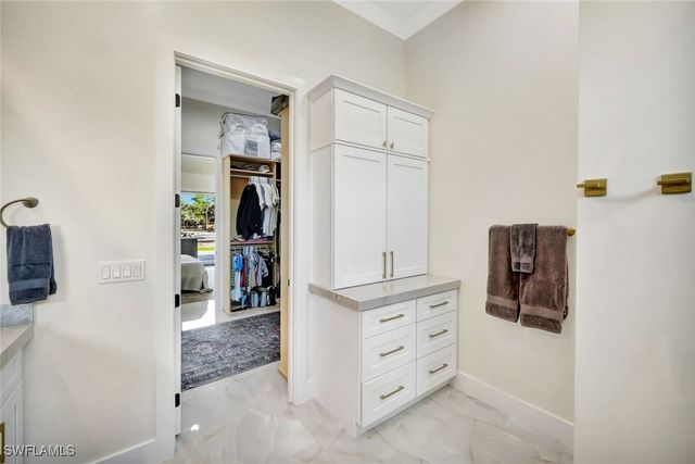 2546 4th ST NW, Naples, FL 34120