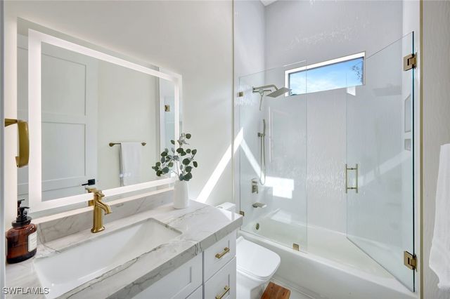 2546 4th ST NW, Naples, FL 34120