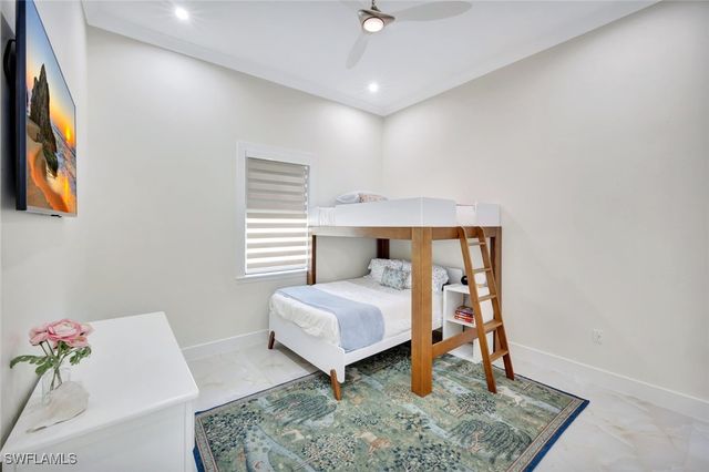 2546 4th ST NW, Naples, FL 34120