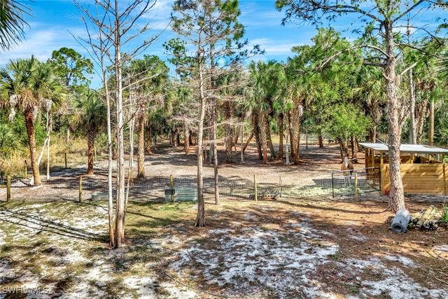 2546 4th ST NW, Naples, FL 34120