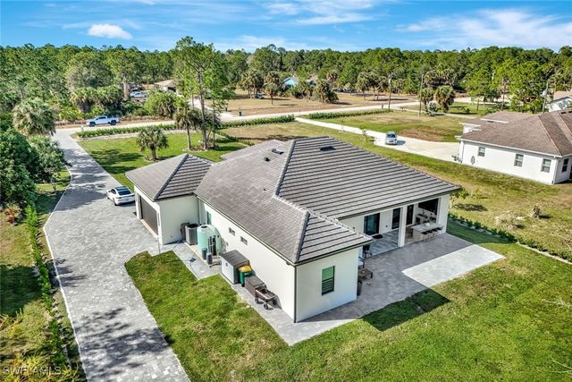 2546 4th ST NW, Naples, FL 34120