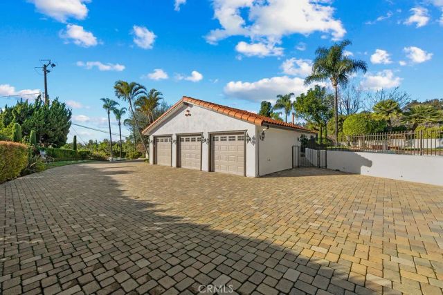 860 Reposado Drive, La Habra Heights, CA 90631