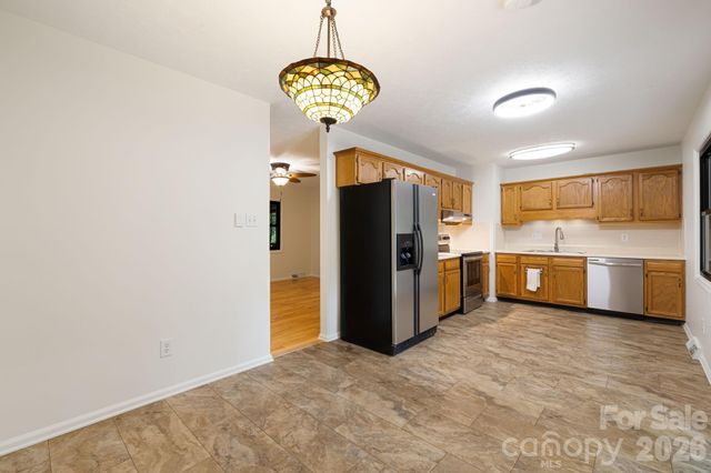 10 Botany View Court, Asheville, NC 28805