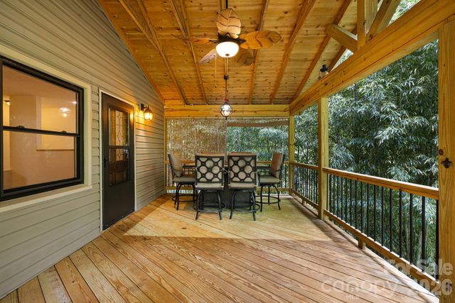 10 Botany View Court, Asheville, NC 28805