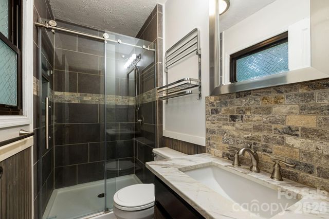 10 Botany View Court, Asheville, NC 28805
