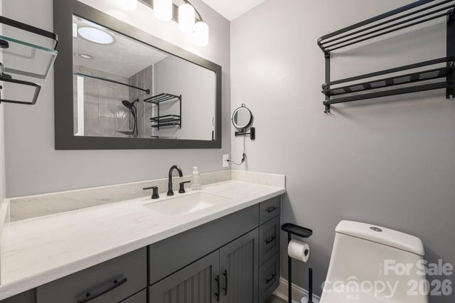 10 Botany View Court, Asheville, NC 28805