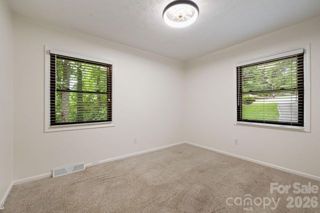 10 Botany View Court, Asheville, NC 28805