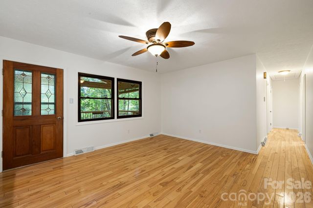 10 Botany View Court, Asheville, NC 28805