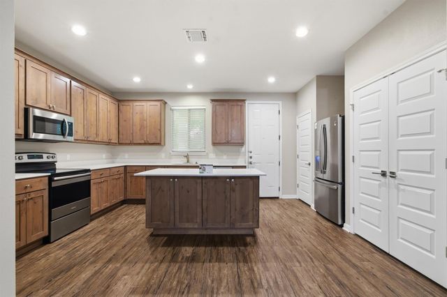 179 S Holly ST 102, Georgetown, TX 78626