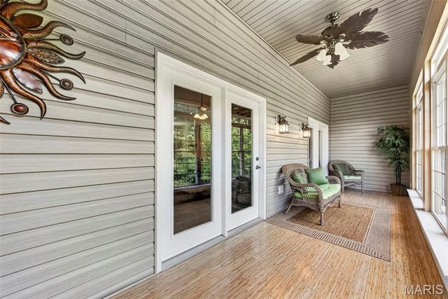3840 Rooster Ridge Lane, Defiance, MO 63341