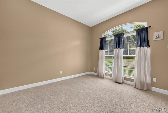 3840 Rooster Ridge Lane, Defiance, MO 63341